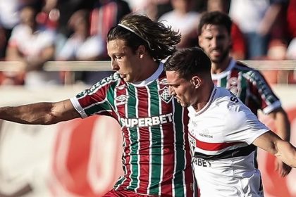 Fim do primeiro tempo. VAMOS VIRAR NENSE 🇭🇺