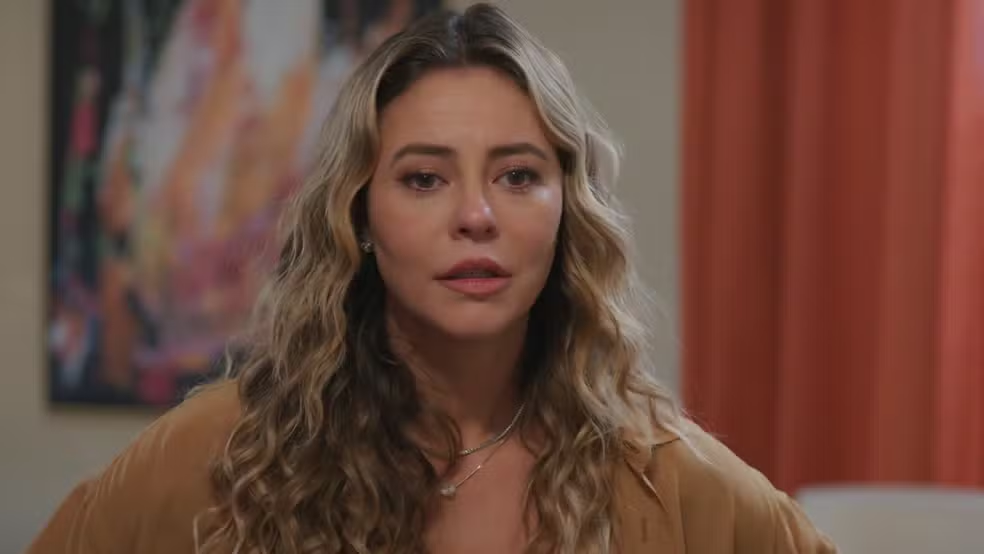 Vale Tudo: Após separação com Heleninha, Luciano flagra Ivan e Raquel juntos Heleninha em Vale Tudo