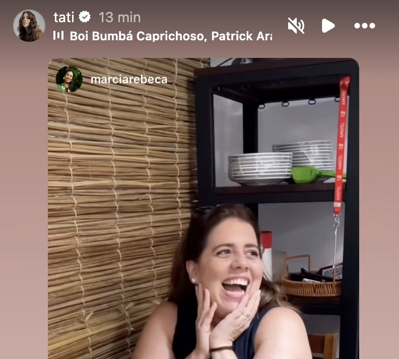 Após dois meses de perder o filho no final da gravidez, Tati Machado se surpreende ao se ver sorrindo naturalmente