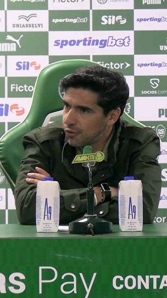 Abel Ferreira critica início do Paulistão e alerta para riscos físicos no começo da temporada Reprodução / Instagram / @palmeiras
