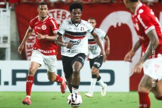 SerieD Intervalo de jogo na Arena das Dunas. O placar segue 0x0. Restam 45 minutos para alcan e1757344369456