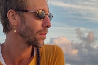 Ator Fernando Fecchio morre aos 45 anos Reprodução/Instagram/@ferfecchio