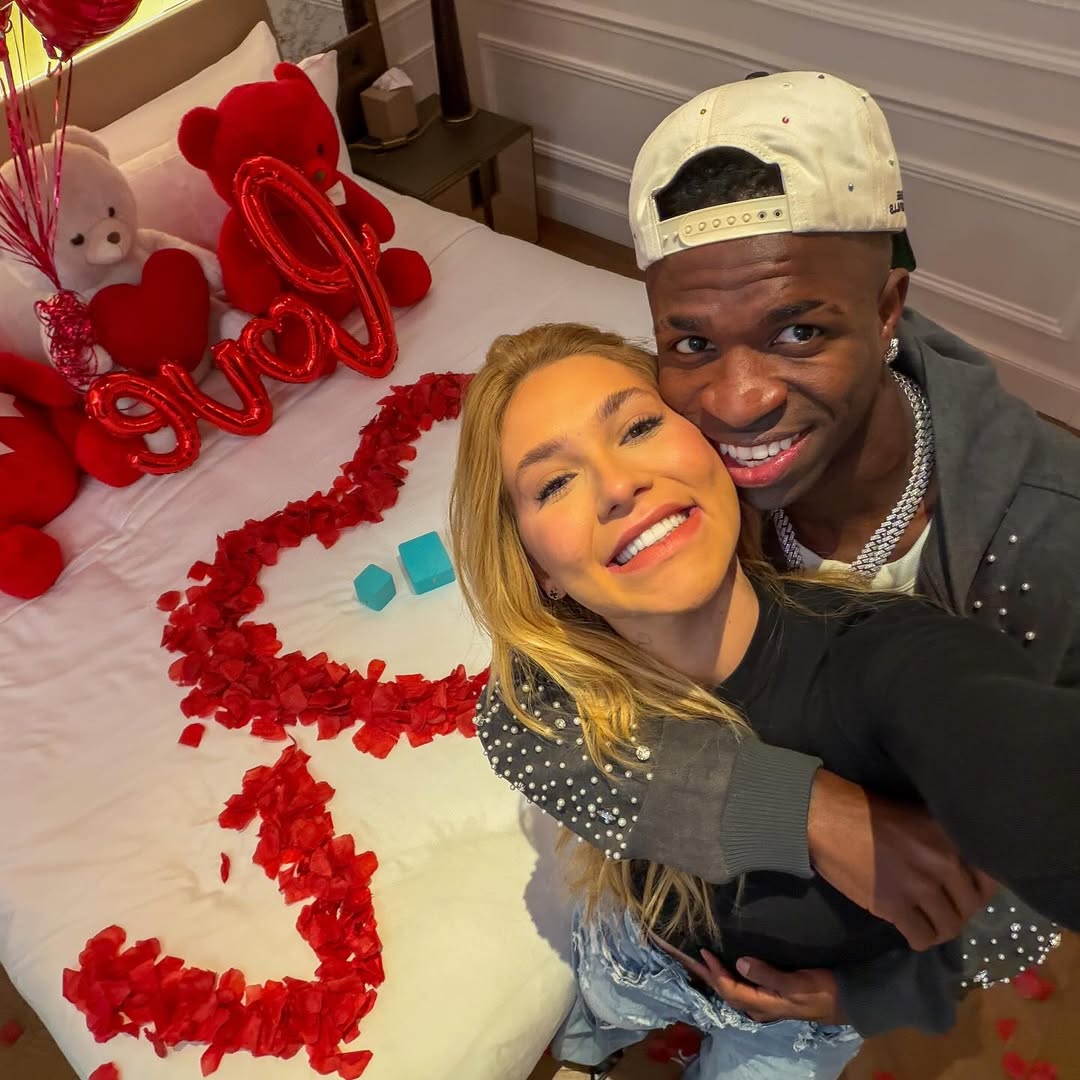 Assumidos! Virgínia e Vini Jr. assumem namoro oficialmente no Instagram SaveClip.App 570177016 18545969266045483 6566809923742715064 n