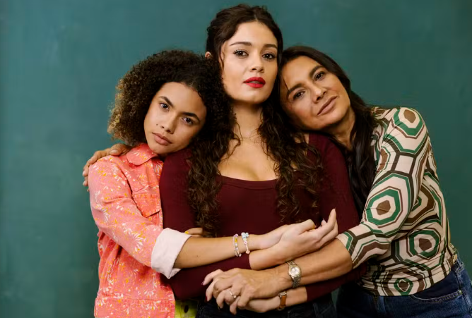 Três Graças: Confira o primeiro resumo da nova novela das 9! Screenshot 2025 10 17T153956.626