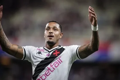 Vasco enfrenta desfalque, resiste à pressão e vence fora de casa Screenshot 20251016 013957 Instagram 1