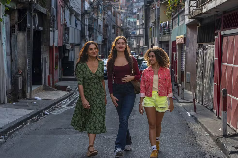 Sophie Charlotte comemora sucesso de Três Graças, a nova novela das 9 image 19
