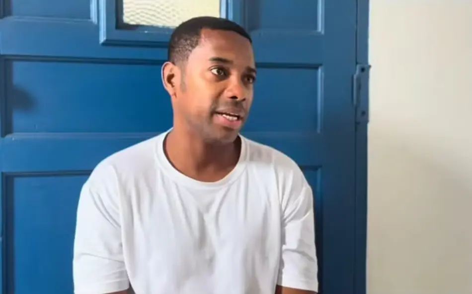 Robinho aspect ratio 512 320