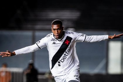 Rayan procurado pelo Barcelona? Entenda a situação da joia do Vasco da Gama SaveClip.App 556171201 18374703529196826 4499437137555575959 n 1