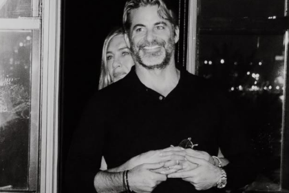 foto jennifer aniston confirma namoro ao postar primeira foto com namorado amor querido 1