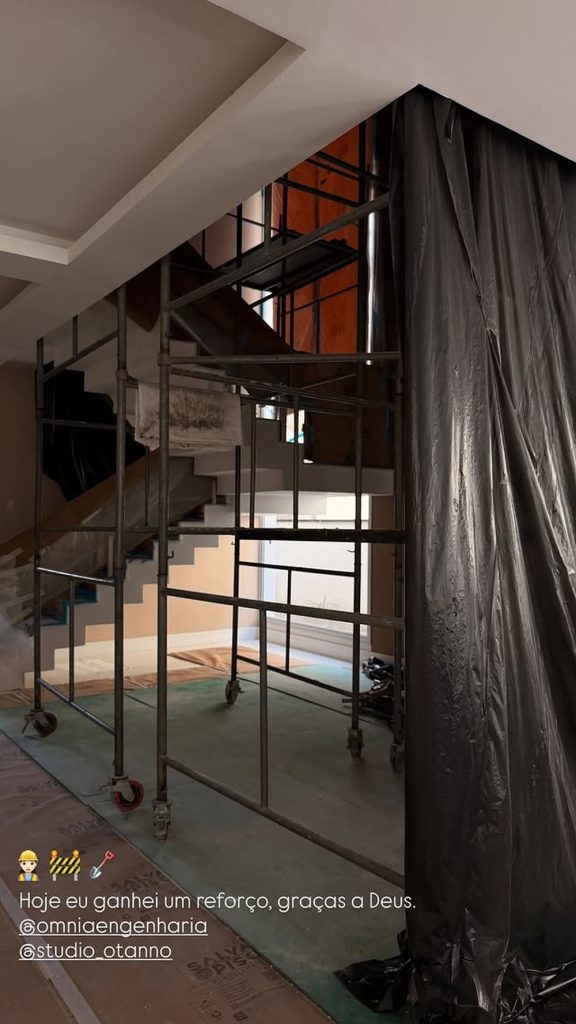 Amanda Kimberlly tem teto de casa atingido por infiltração após chuvas em SP 604522663 18548202187040379 2011047438171859039 n