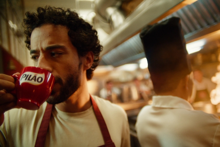 Pilão realiza campanha de natal e convida brasileiros a deixarem um café para o Papai Noel Captura de tela 23 12 2025 135344 www.meioemensagem.com .br