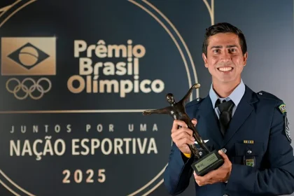 Caio Bonfim é eleito atleta do ano no Prêmio Brasil Olímpico 2025 PBO20251211 0046 scaled aspect ratio 512 320