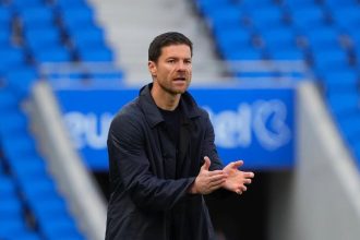 Real Madrid em crise e Xabi Alonso pressionado após derrota de virada para o Manchester City SaveClip.App 284793539 1073913873483372 7491392840276398301 n
