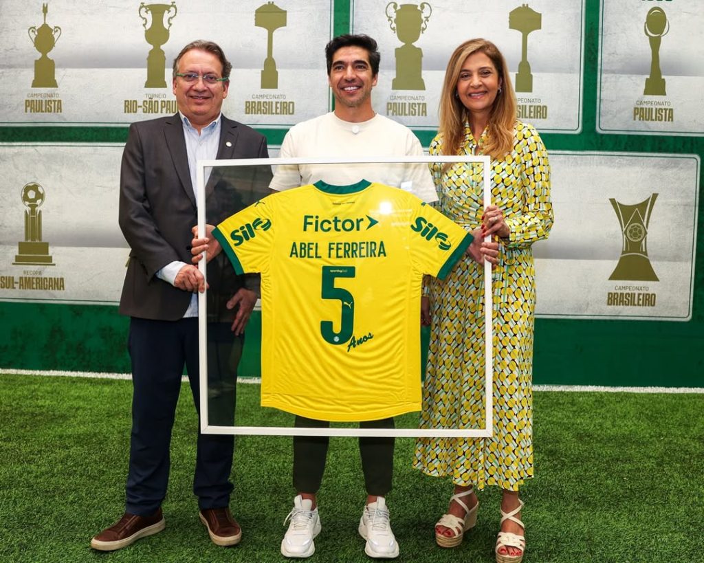 Palmeiras oficializa renovação de Abel Ferreira até 2027 SaveClip.App 575103888 1407639867387895 1547962937075891047 n