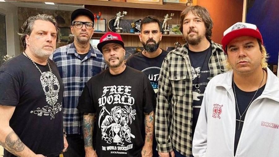 Filho e viúva de Chorão perdem direitos sobre a marca “Charlie Brown Jr.” após decisão do INPI banda