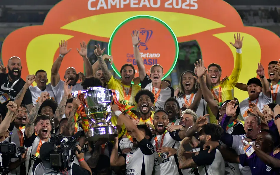 corinthians levanta a taca scaled aspect ratio 512 320