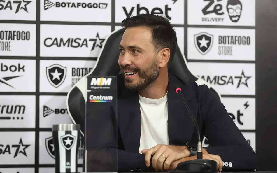 Davide Ancelotti se despede do Botafogo e afirma sair com “consciência tranquila” davide ancelotti aspect ratio 512 320 1