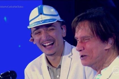 João Gomes esclarece rumores de climão com Roberto Carlos em especial de Natal joao gomes roberto carlos