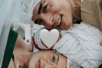 MC Guimê e Fernanda Stroschein anunciam o nascimento da primeira filha, Yarin Foto: Reprodução/Instagram/@mcguime/@julianygomesfotografia