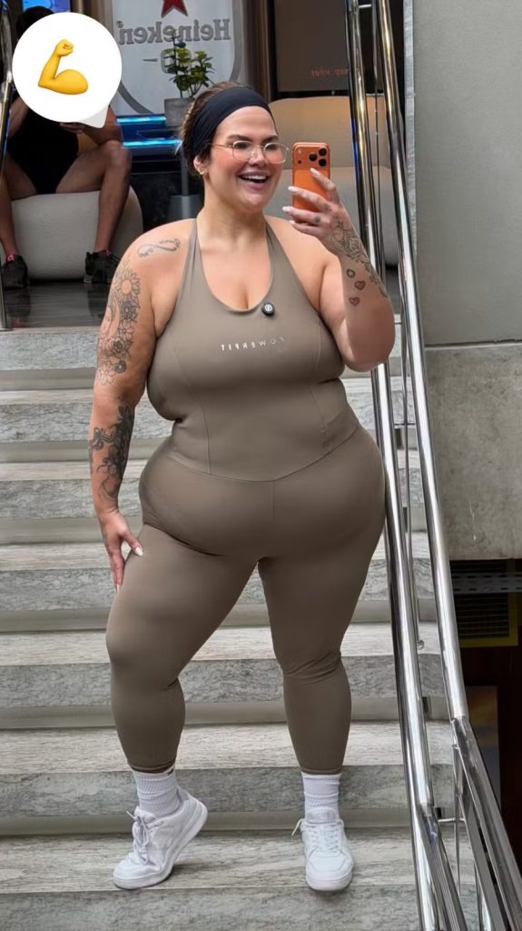 Thais Carla exibe corpo após emagrecer mais de 75 kg thais carla