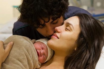 Rafa Kalimann e Nattan anunciam nascimento da primeira filha, Zuza Reprodução Instagram @rafakalimann