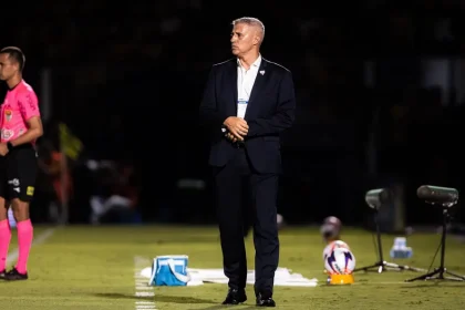 Além da crise nos bastidores, São Paulo inicia o ano com desempenho ruim e derrota dura Instagram Sao Paulo
