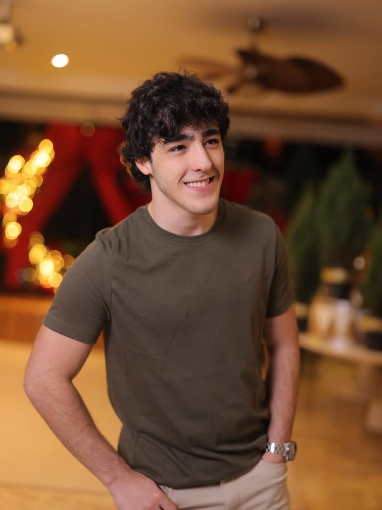 Foto: Reprodução/@enzorabelooficial