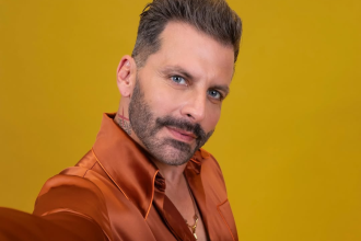 foto mulher tenta se passar por assessora de henri castelli sobre assuntos relacionado ao bbb26