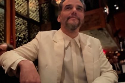 Wagner Moura ganha prêmio de melhor ator em Nova York Foto: Reprodução / Instagram @kleber_mendonca_filho